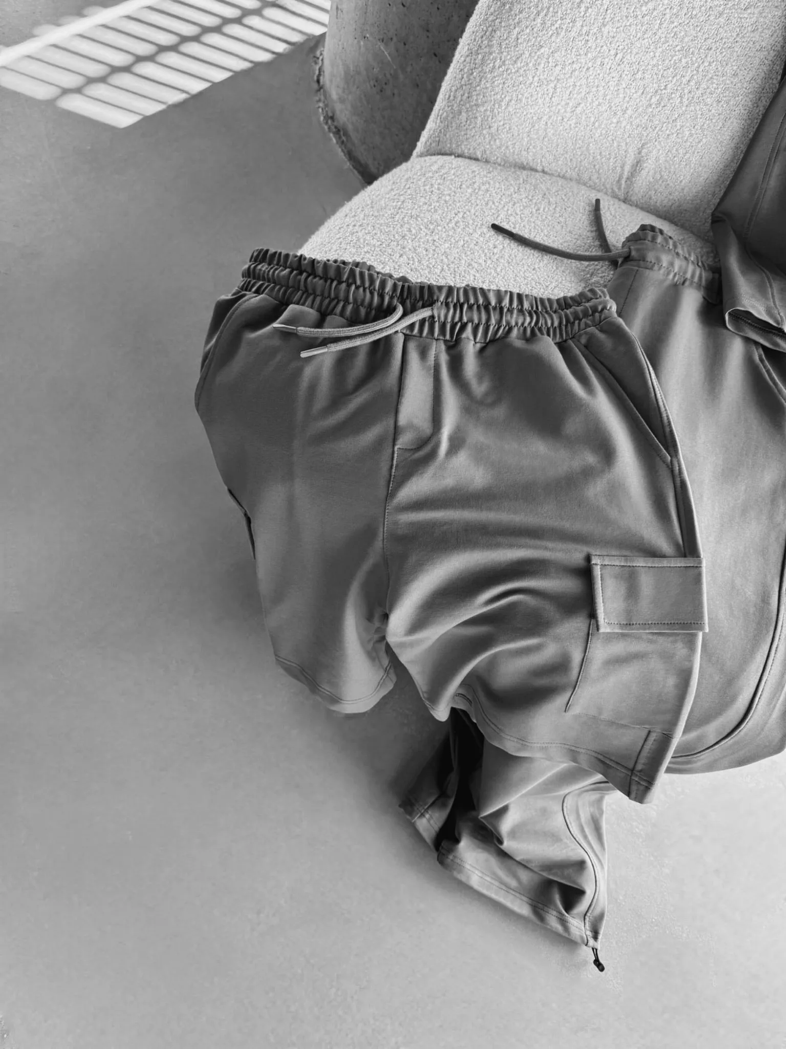 Loose Fit Pocket Shorts - Anthracite