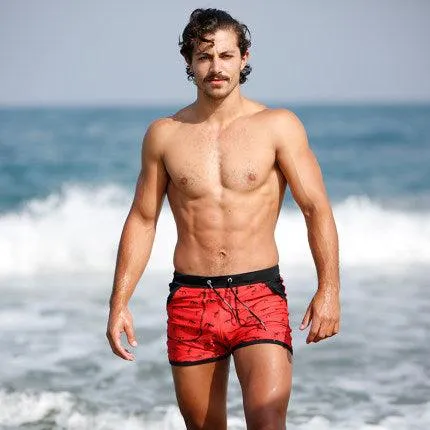 Quick-drying swimming trunks