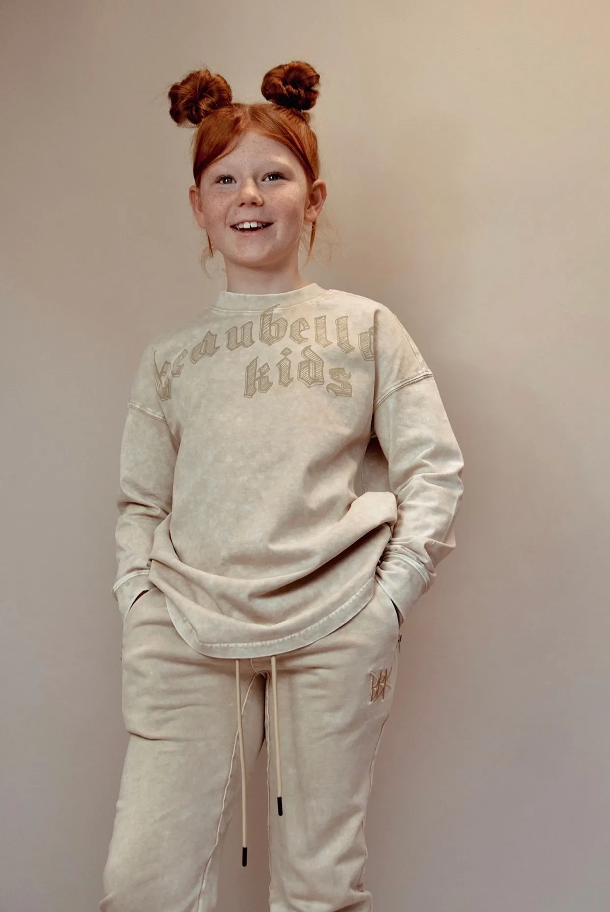 SIGNATURE LONG SLEEVE - ACID WASH BEIGE