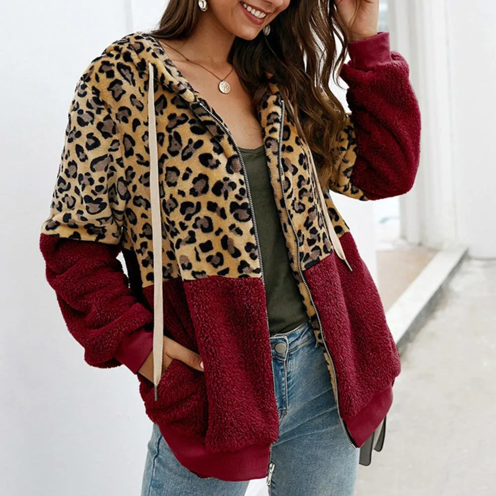 Vera Fleece Vest | Trendy zacht fleece hoodie met ritssluiting en luipaard print voor dames